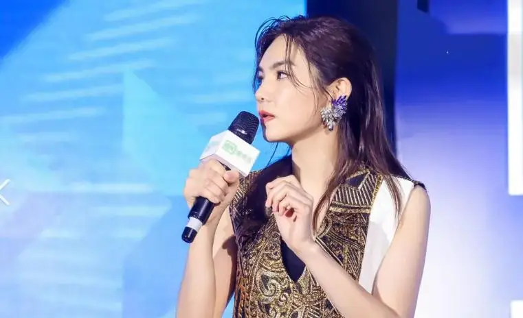 中国女明星哪些有口臭_明星口臭 刘亦菲口臭 唐嫣口臭